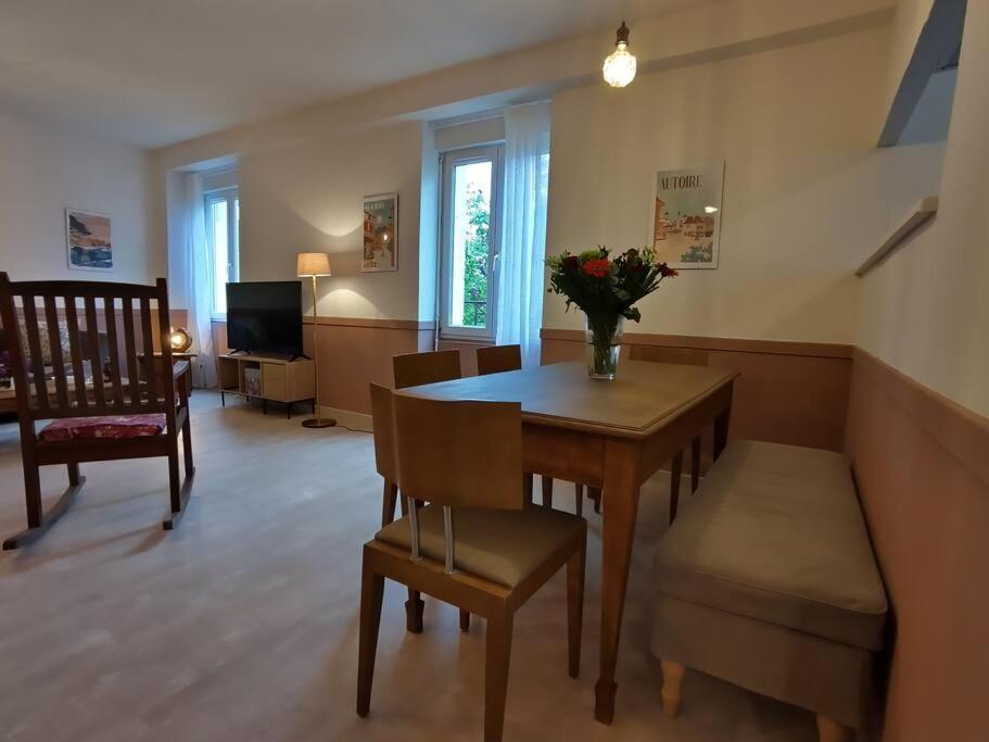 Grand Appartement Avec Jardin Bretenoux Екстер'єр фото