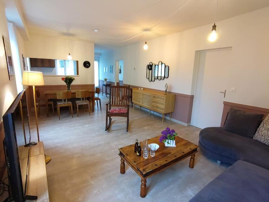 Grand Appartement Avec Jardin Bretenoux Екстер'єр фото